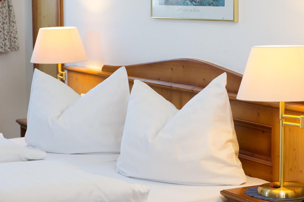 Hotel Garni Noeserlgut Линц Экстерьер фото